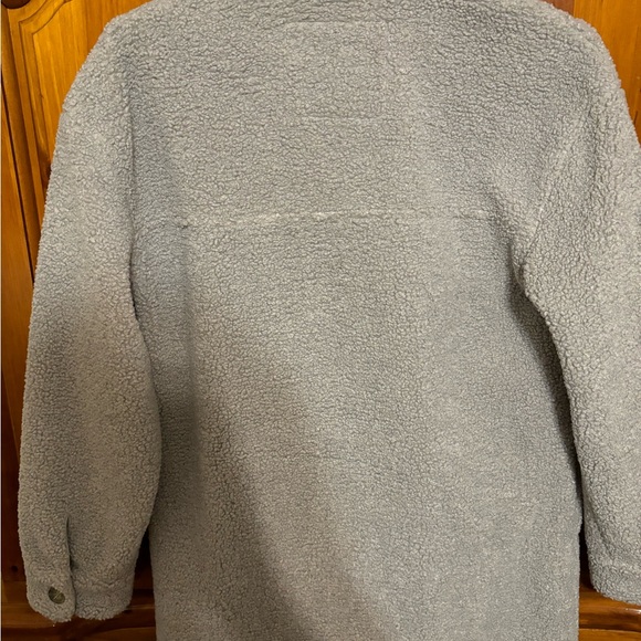 Lucky brand grey Sherpa shacket new - Picture 3 of 4